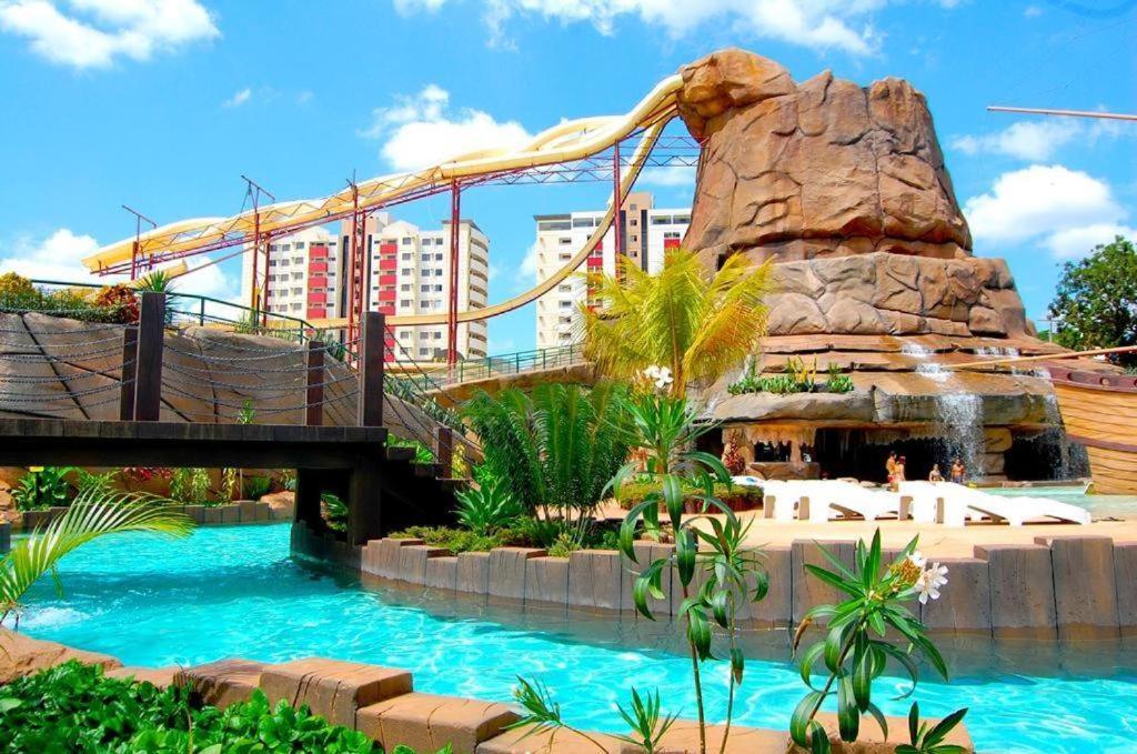 Piazza Diroma - Cortesia Park Diroma, Splash E Slide Калдас-Новас Экстерьер фото